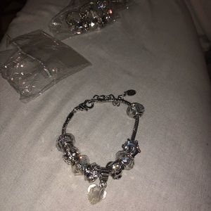 Six (6) Women fashion bracelets